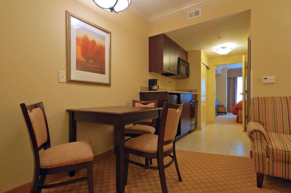 King Room with Whirlpool - Disability Access/Non Smoking/Interior Hall